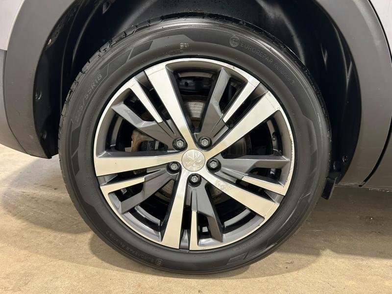 Image de la voiture Peugeot 5008