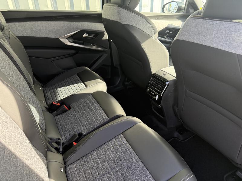 Image de la voiture Peugeot 5008