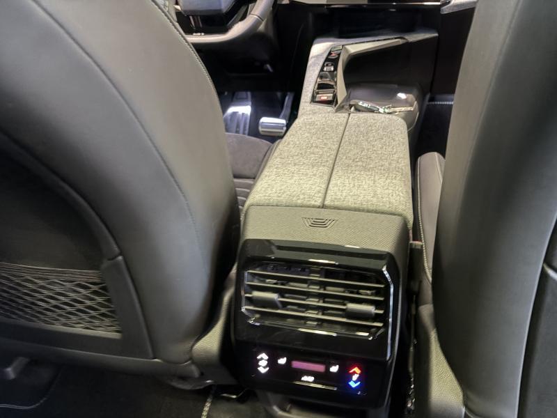 Image de la voiture Peugeot 5008
