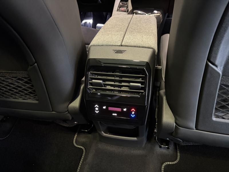 Image de la voiture Peugeot 5008