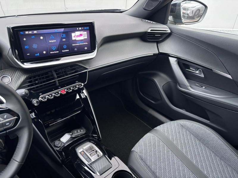 Image de la voiture Peugeot 2008