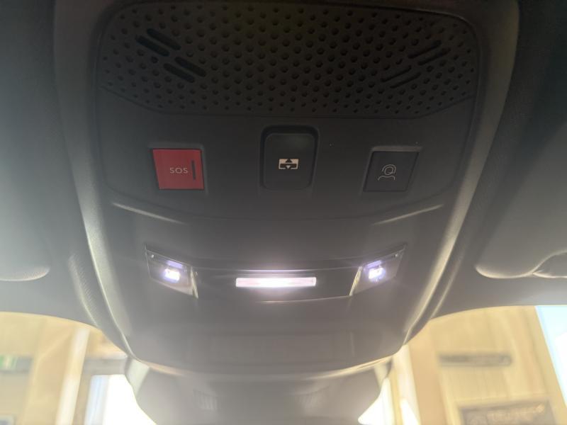 Image de la voiture Peugeot 2008
