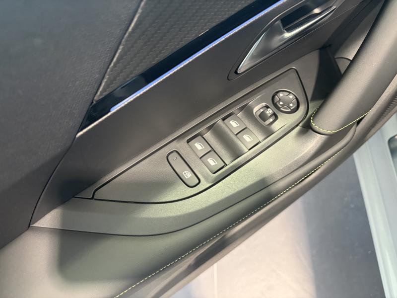 Image de la voiture Peugeot 2008