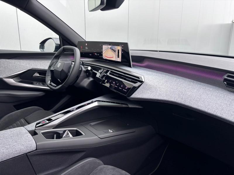 Image de la voiture Peugeot 5008