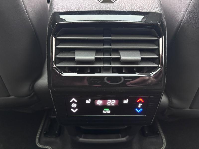 Image de la voiture Peugeot 5008