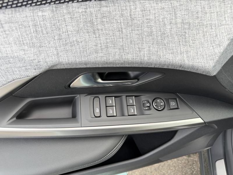 Image de la voiture Peugeot 5008